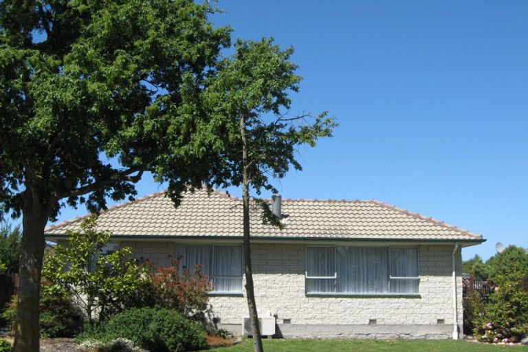 Photo of property in 82 Lowry Avenue, Redwood, Christchurch, 8051