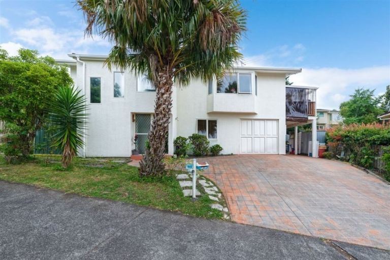 Photo of property in 80k Tirimoana Road, Te Atatu South, Auckland, 0602