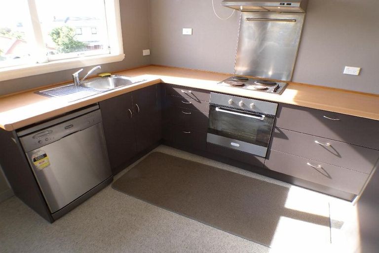 Photo of property in 2/130 Forbury Road, Saint Clair, Dunedin, 9012