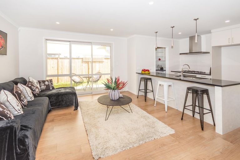 Photo of property in 14 Lisle Farm Drive, Pukekohe, 2120