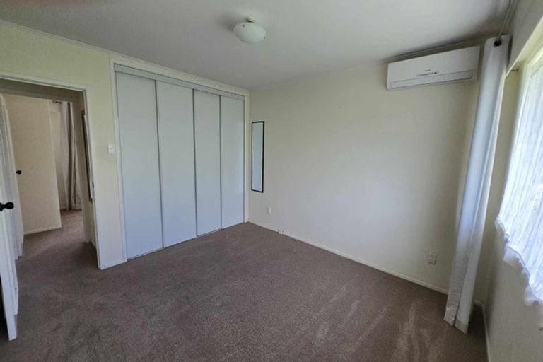 Photo of property in 48 Reeves Road, Pakuranga, Auckland, 2010