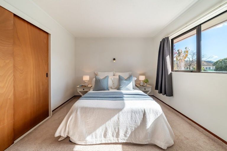 Photo of property in 52 Mcparland Street, Ebdentown, Upper Hutt, 5018