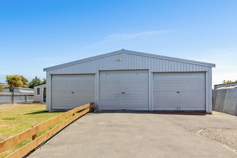 Photo of property in 10 Studholme Street, Waimate, 7924