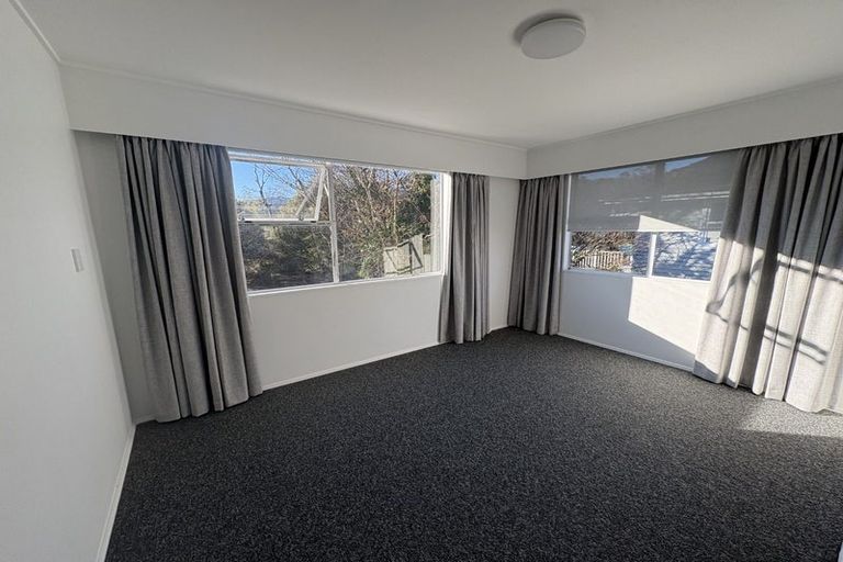 Photo of property in 10 Kashmir Avenue, Clouston Park, Upper Hutt, 5018