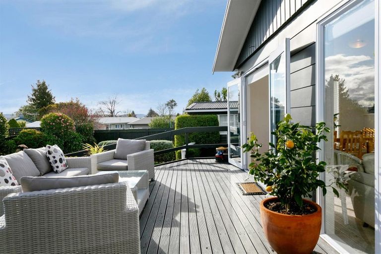 Photo of property in 65 Richmond Avenue, Richmond Heights, Taupo, 3330