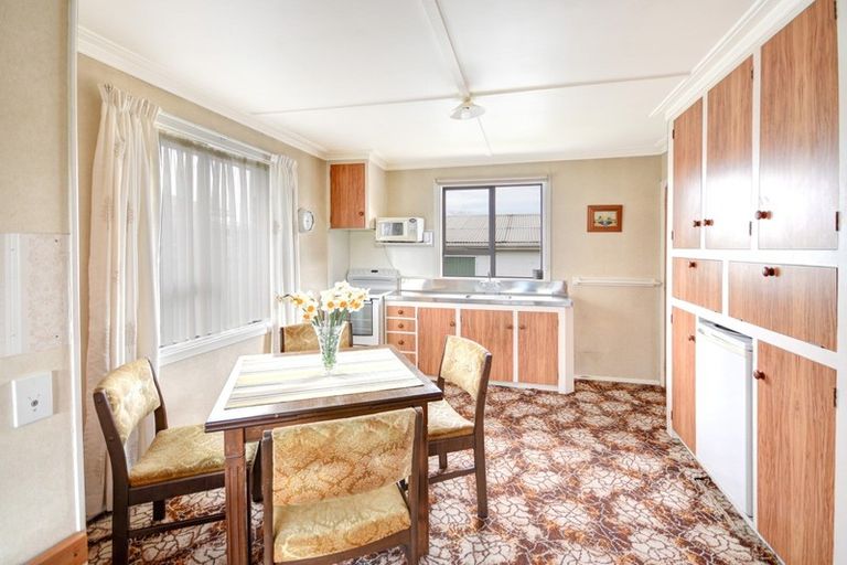 Photo of property in 12 Spenser Street, Milton, 9220