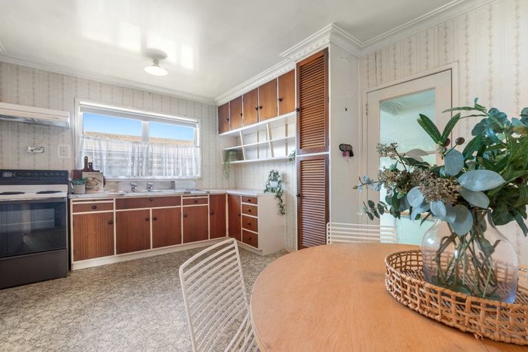 Photo of property in 19 Tupaea Place, Otumoetai, Tauranga, 3110