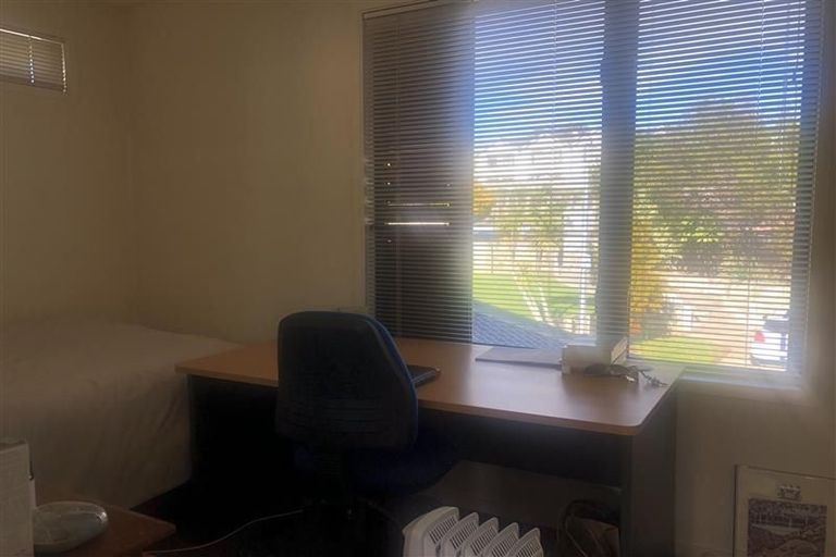 Photo of property in 6/11 The Avenue, Albany, Auckland, 0632