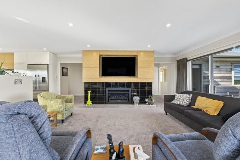 Photo of property in 3 Ponderosa Place, Opunake, 4616