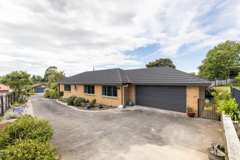 Photo of property in 22 Ashmore Drive, Frankleigh Park, New Plymouth, 4310