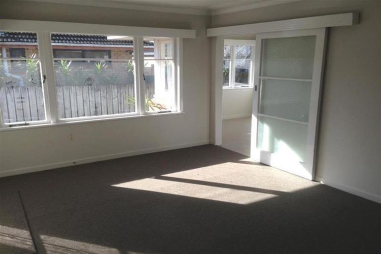 Photo of property in 25 Meadowcourt Drive, Manukau, Auckland, 2025
