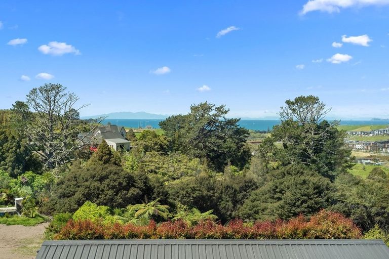 Photo of property in 104 Vaughans Road, Long Bay, Albany, 0792