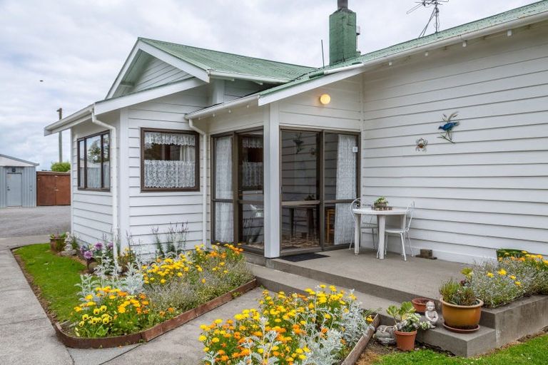 Photo of property in 15 Brooklyn Road, Carterton, 5713