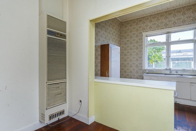 Photo of property in 141 Church Street, West End, Palmerston North, 4412