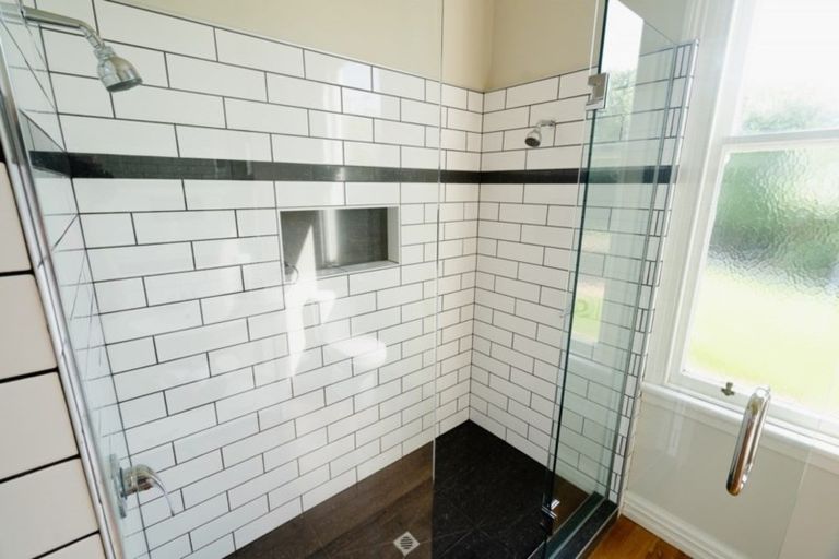 Photo of property in 73 Royal Crescent, Saint Kilda, Dunedin, 9012