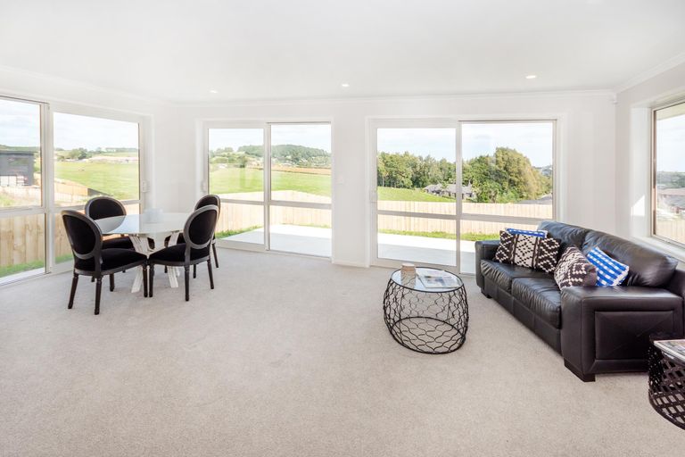 Photo of property in 63 Anselmi Ridge Road, Pukekohe, 2120