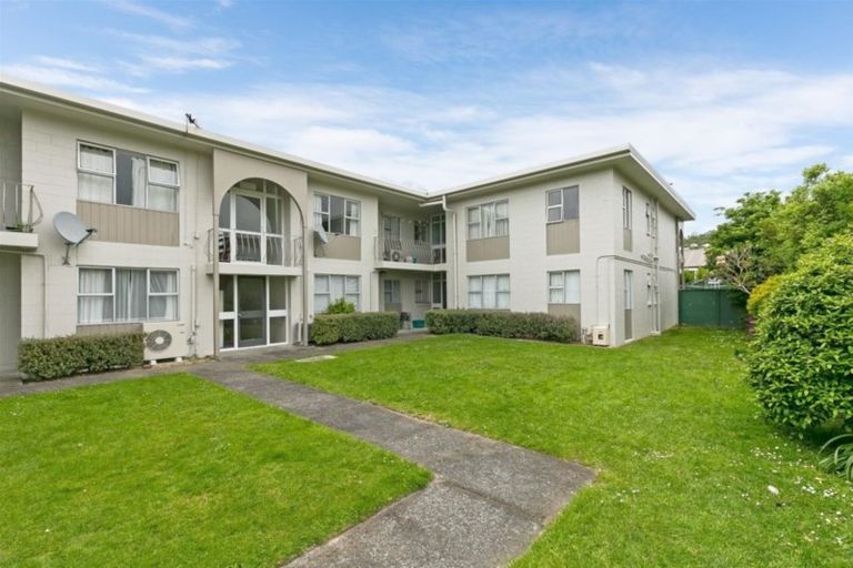 Photo of property in 7/11 Trafalgar Street, Johnsonville, Wellington, 6037