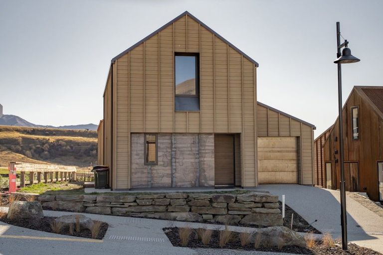 Photo of property in 36 Lee Avenue, Cardrona, 9382