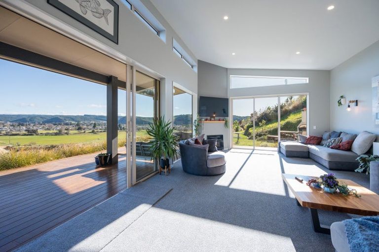 Photo of property in 335 Higgins Road, Wakefield, 7095