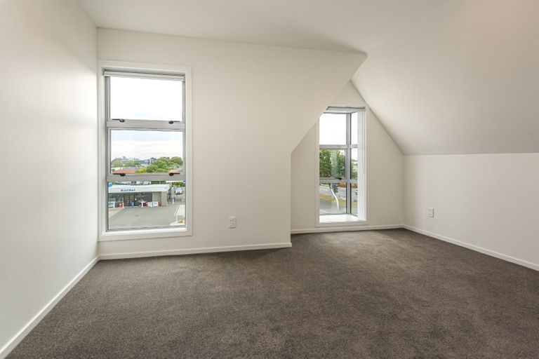 Photo of property in Amuri Park Apartments, 9/280 Bealey Avenue, Christchurch Central, Christchurch, 8013