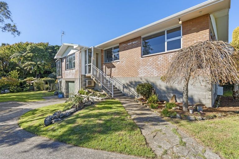 Photo of property in 15 Clifton Drive, Waitara, 4320
