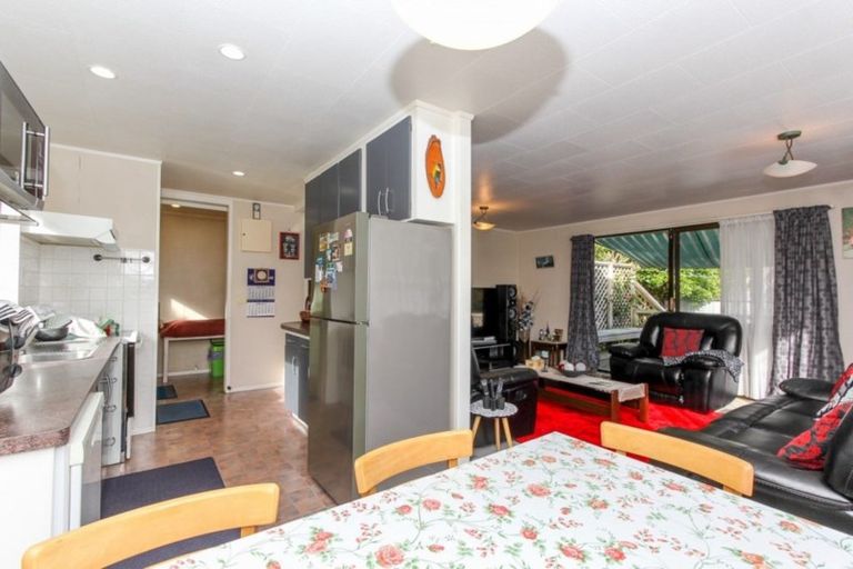 Photo of property in 42 Glamis Avenue, Bell Block, New Plymouth, 4312