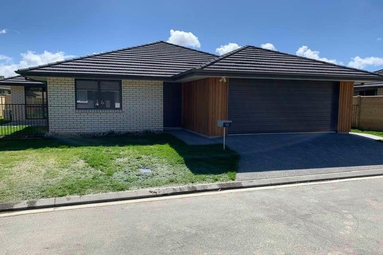 Photo of property in 15 Shearwater Lane, Whitby, Porirua, 5024