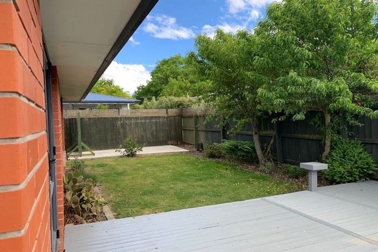 Photo of property in 294a Memorial Avenue, Burnside, Christchurch, 8053