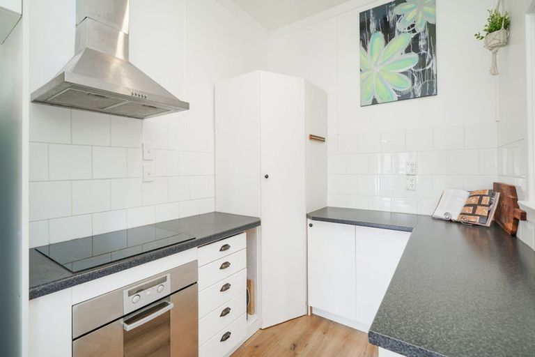 Photo of property in 25 Burrows Street, Bluff, 9814