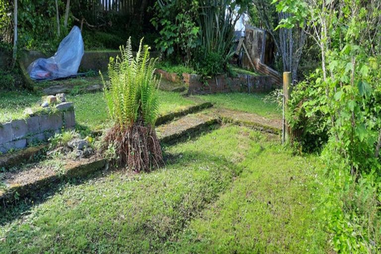 Photo of property in 64 Rolleston Street, Mount Cook, Wellington, 6021