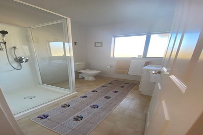 Photo of property in Redwood Village, 68/42 Main Road, Tawa, Wellington, 5028