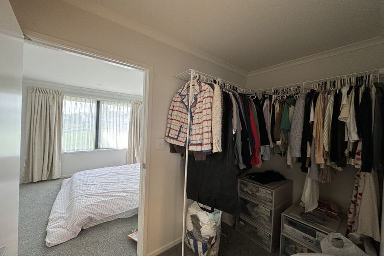 Photo of property in 16 Evergreen Parade, Rosehill, Papakura, 2113