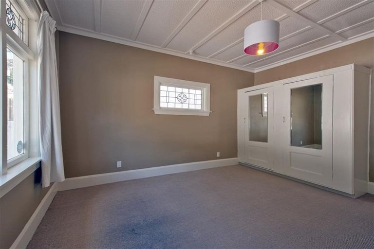 Photo of property in 53 Shakespeare Road, Bluff Hill, Napier, 4110