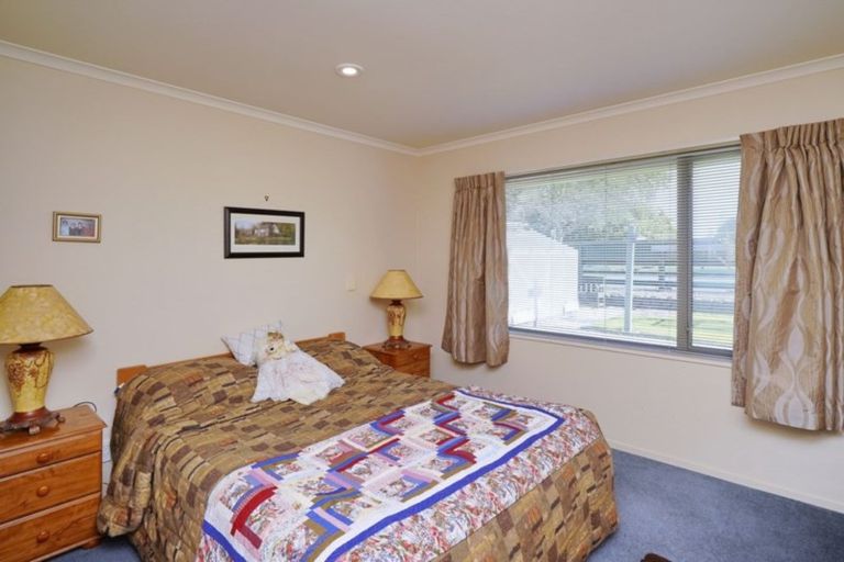 Photo of property in 13 Yellowlees Drive, Kaiapoi, 7630