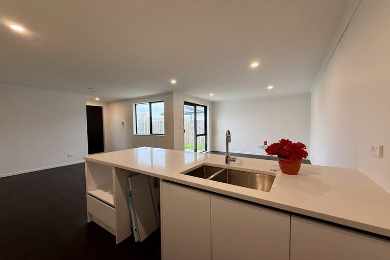 Photo of property in 2/32 Ross Crescent, Fairfield, Hamilton, 3214