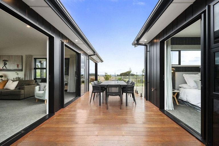 Photo of property in 6 Dickins Lane, Aokautere, Palmerston North, 4471