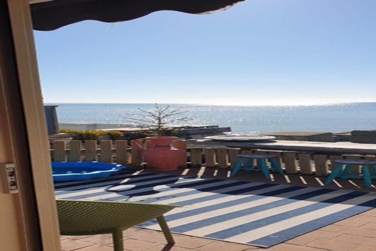 Photo of property in 23 Clifton Road, Haumoana, 4102