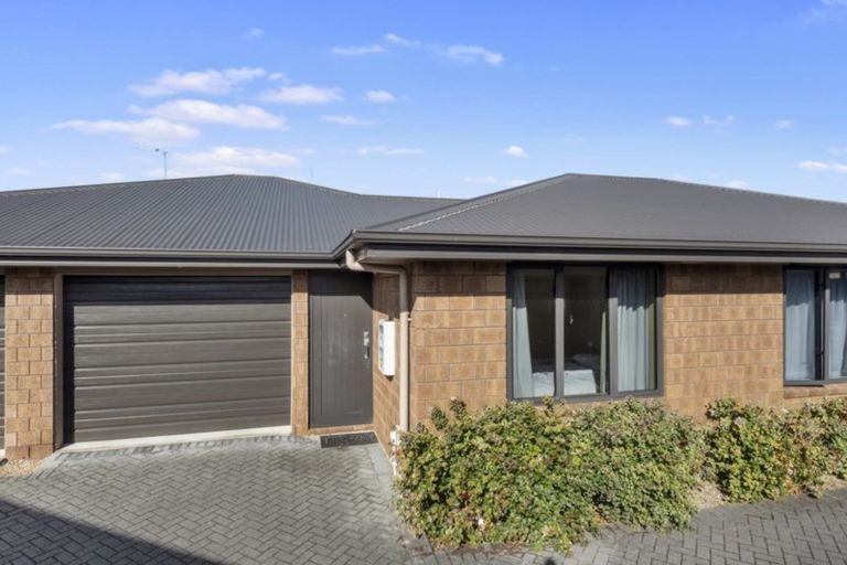 Photo of property in 10/31 Jones Crescent, Melville, Hamilton, 3206