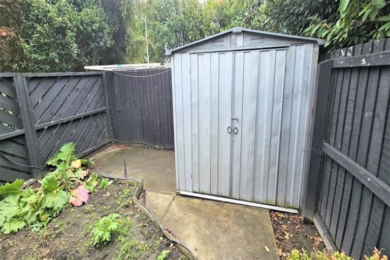 Photo of property in 72 Sarabande Avenue, Redwood, Christchurch, 8051