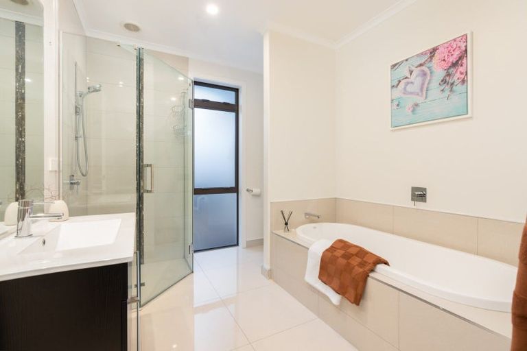 Photo of property in 7 Stonebridge Road, Temple View, Hamilton, 3289