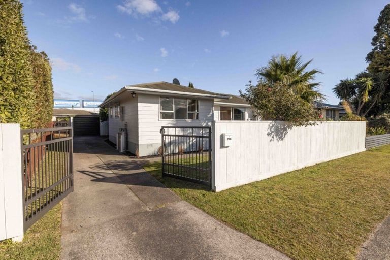 Photo of property in 29b Eversham Road, Mount Maunganui, 3116