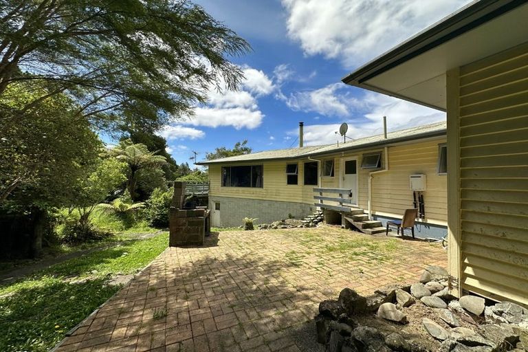 Photo of property in 480 Stokes Valley Road, Stokes Valley, Lower Hutt, 5019