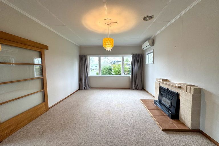Photo of property in 120 Jickell Street, Hokowhitu, Palmerston North, 4410