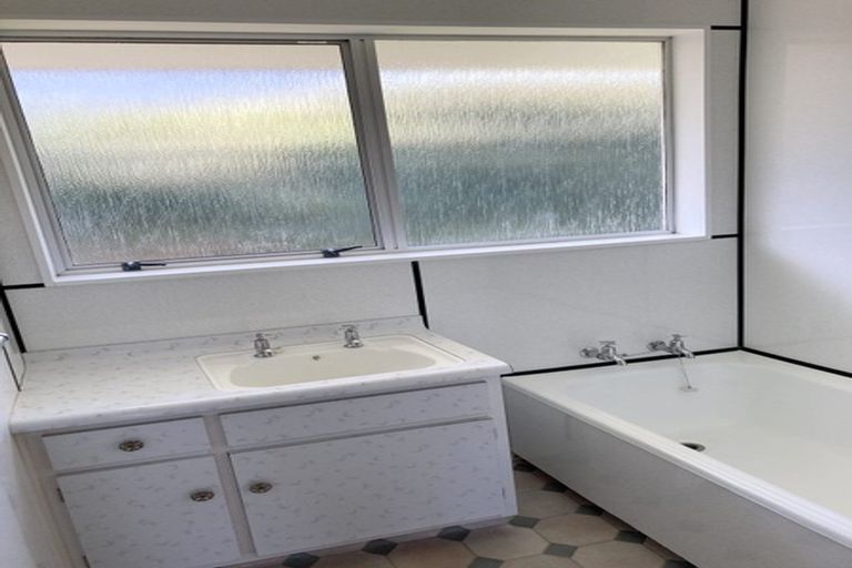 Photo of property in 4a Epuni Street, Hutt Central, Lower Hutt, 5011