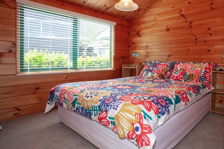 Photo of property in 121 Bambury Place, Onemana, Whangamata, 3691