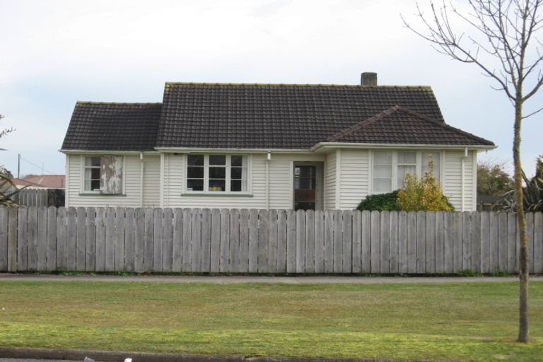 Photo of property in 39 Sare Crescent, Fairfield, Hamilton, 3214