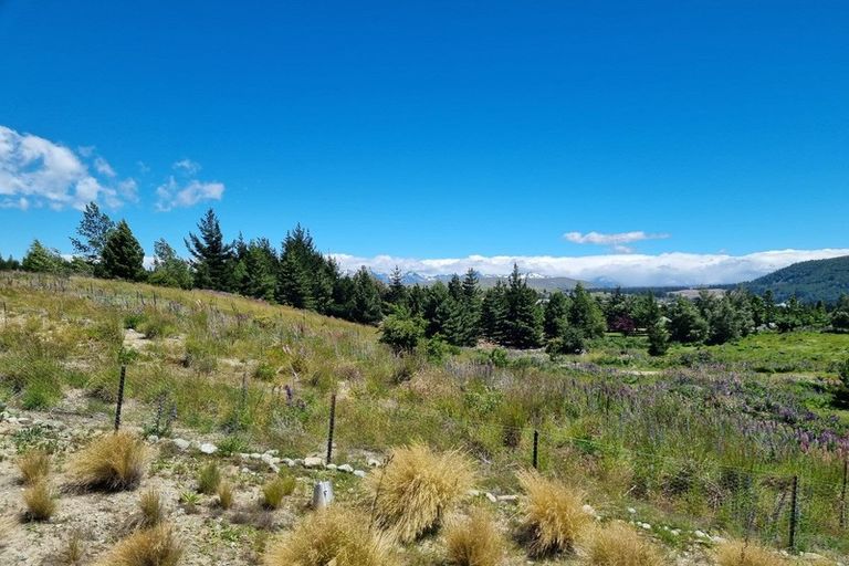 Photo of property in 24 Mistake Drive, Lake Tekapo, 7999