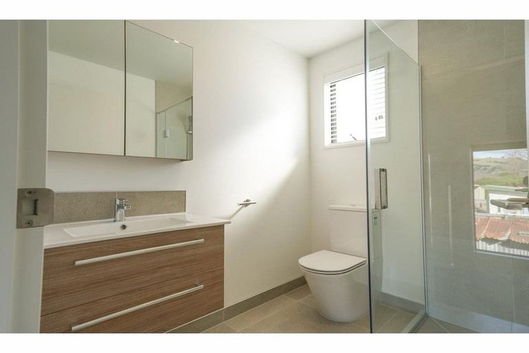 Photo of property in 4/63 Waltham Road, Sydenham, Christchurch, 8023