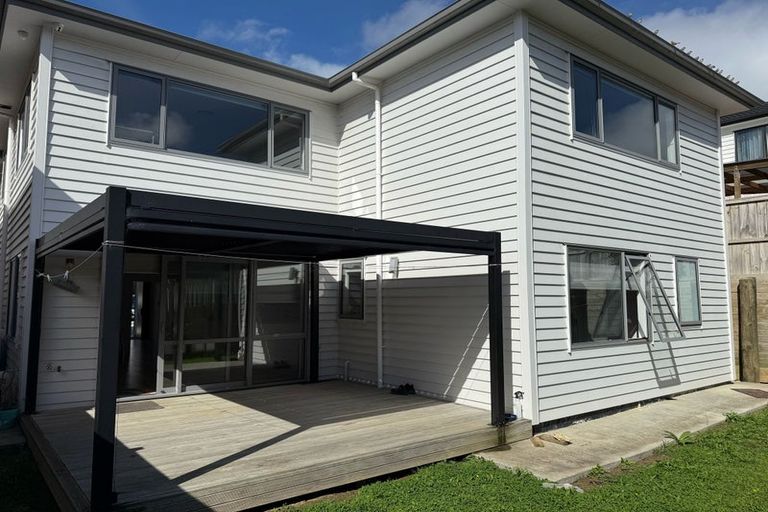 Photo of property in 10 Morepork Street, Flat Bush, Auckland, 2019
