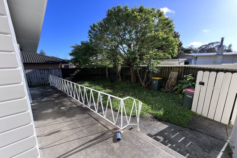 Photo of property in 15 Edgewater Drive, Pakuranga, Auckland, 2010